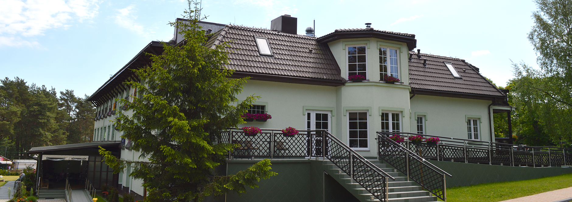 OW Młynarz - Budynek